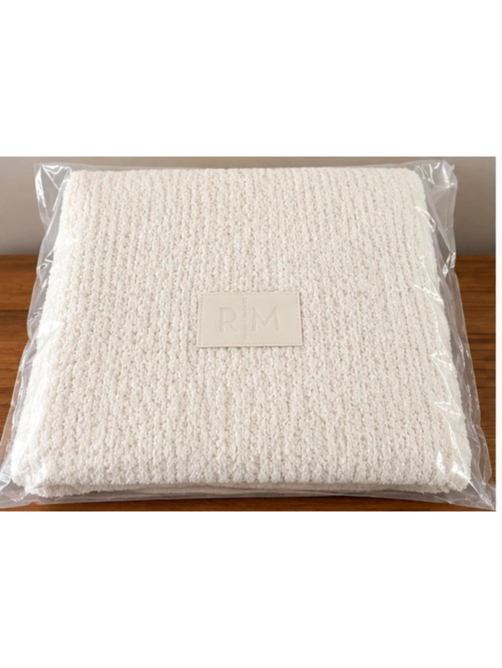 Rachel Miriam The Cloud Throw - 40 in x 50 in - $128 Retail - NWT!